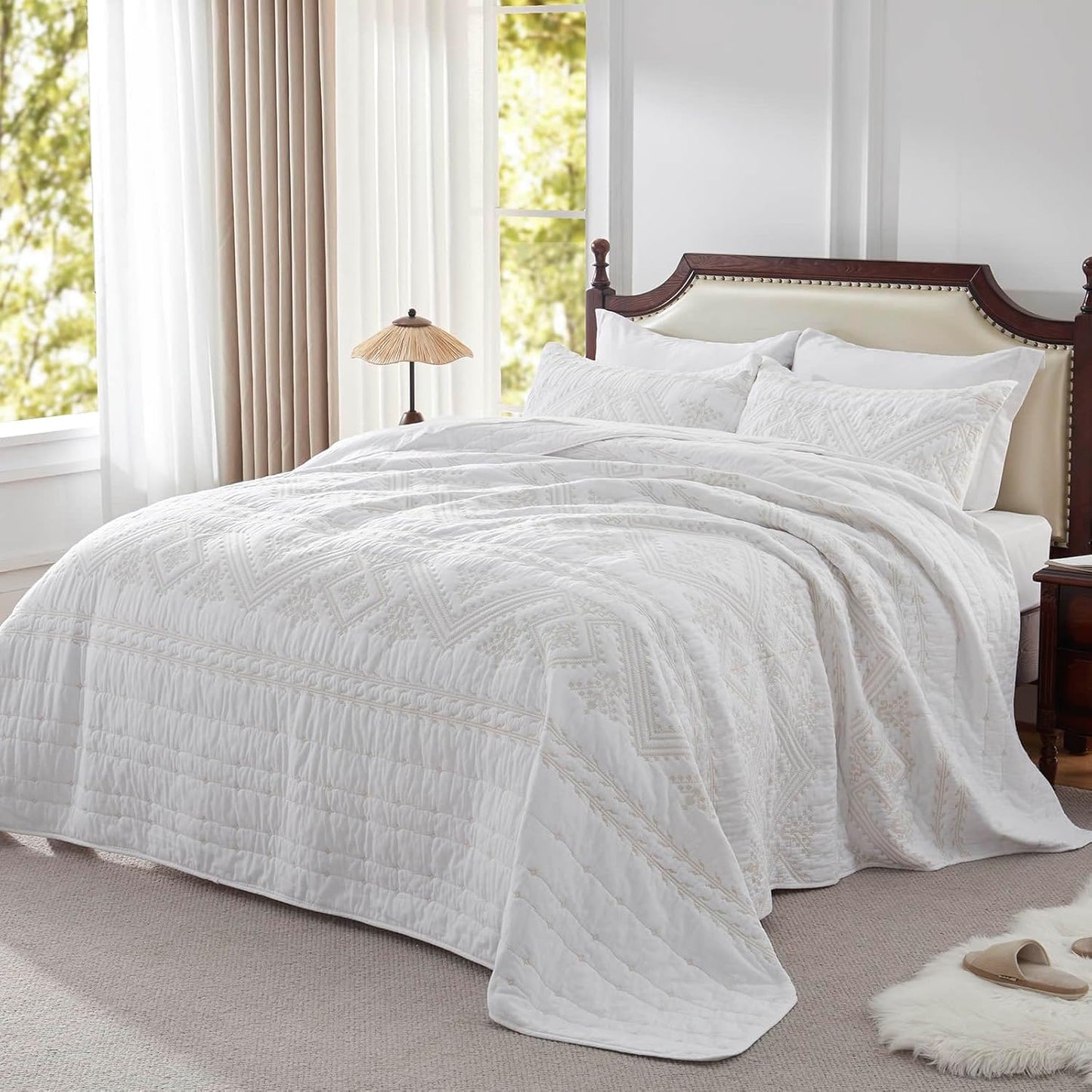 LEAONME Quilt Set Full/Queen Size 3 Piece Bedspread Coverlet Lightweight Comforter Microfiber Bedding Set All Season Oversized 90x98 Inch Bed Cover Bohemian Burnt Orange/Rust(1 Quilt,2 Pillow Shams)