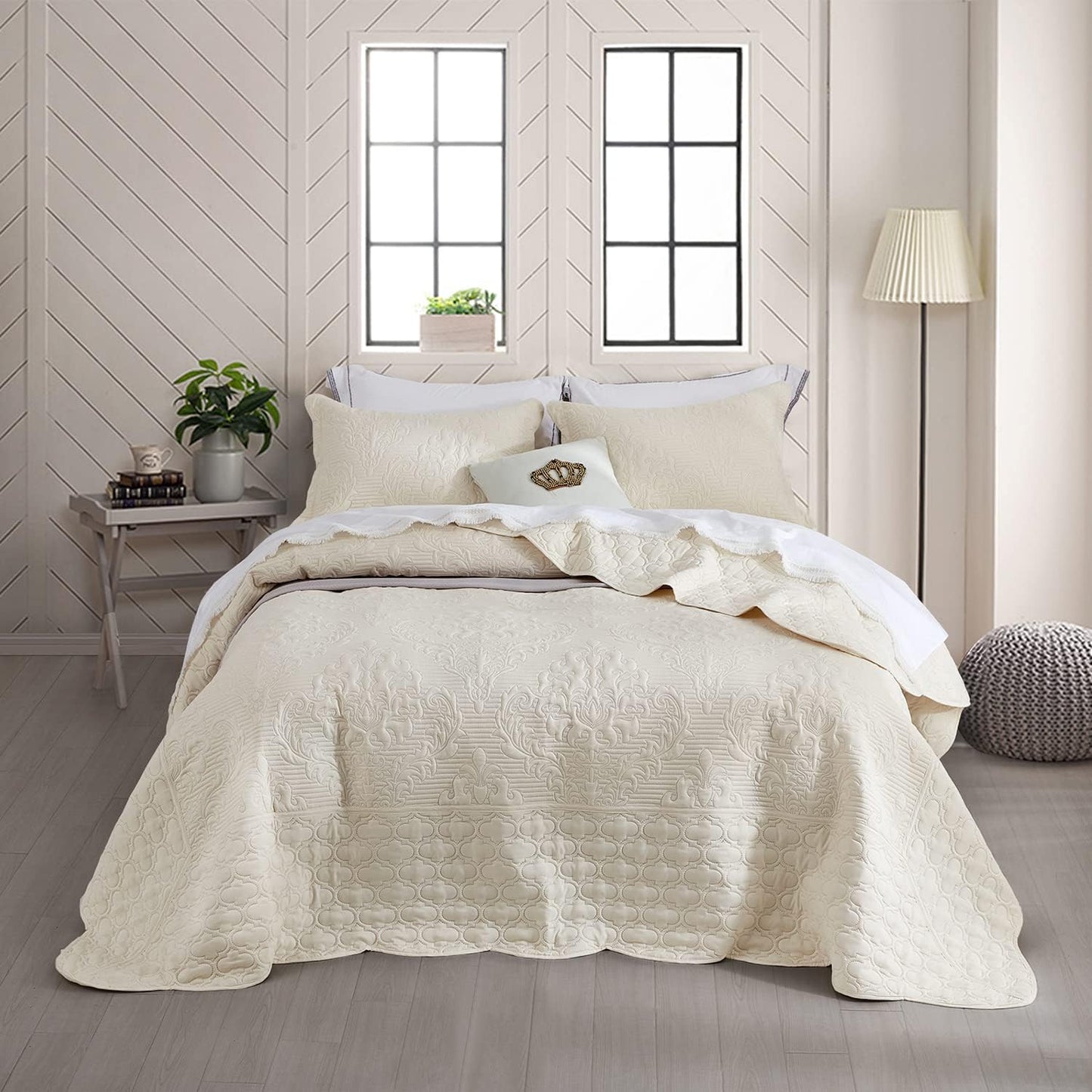 CHIXIN Oversized Bedspread Coverlet Set King Size - Lightweight Bedding Cover - Beautiful Stitching - 5 Piece Reversible Bedspread - Luxury Damask Paisley Pattern (King, Lagoon)