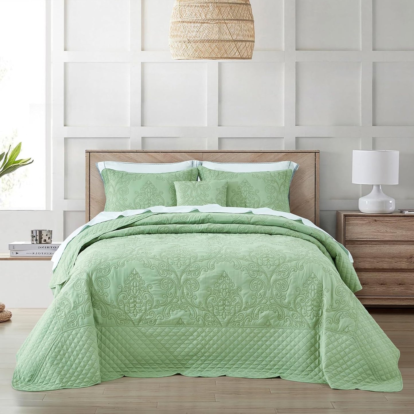 CHIXIN Oversized Bedspread Coverlet Set King Size - Lightweight Bedding Cover - Beautiful Stitching - 5 Piece Reversible Bedspread - Luxury Damask Paisley Pattern (King, Lagoon)