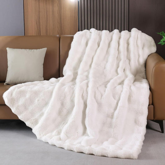 Faux Fluffy Fur Light Cream Beige Throw Blanket for Bedroom Couch Bed 50x60 Bunny Fuzzy Blanket for Adults Sofa Office Soft Thick Blanket Room Decor 860 GSM