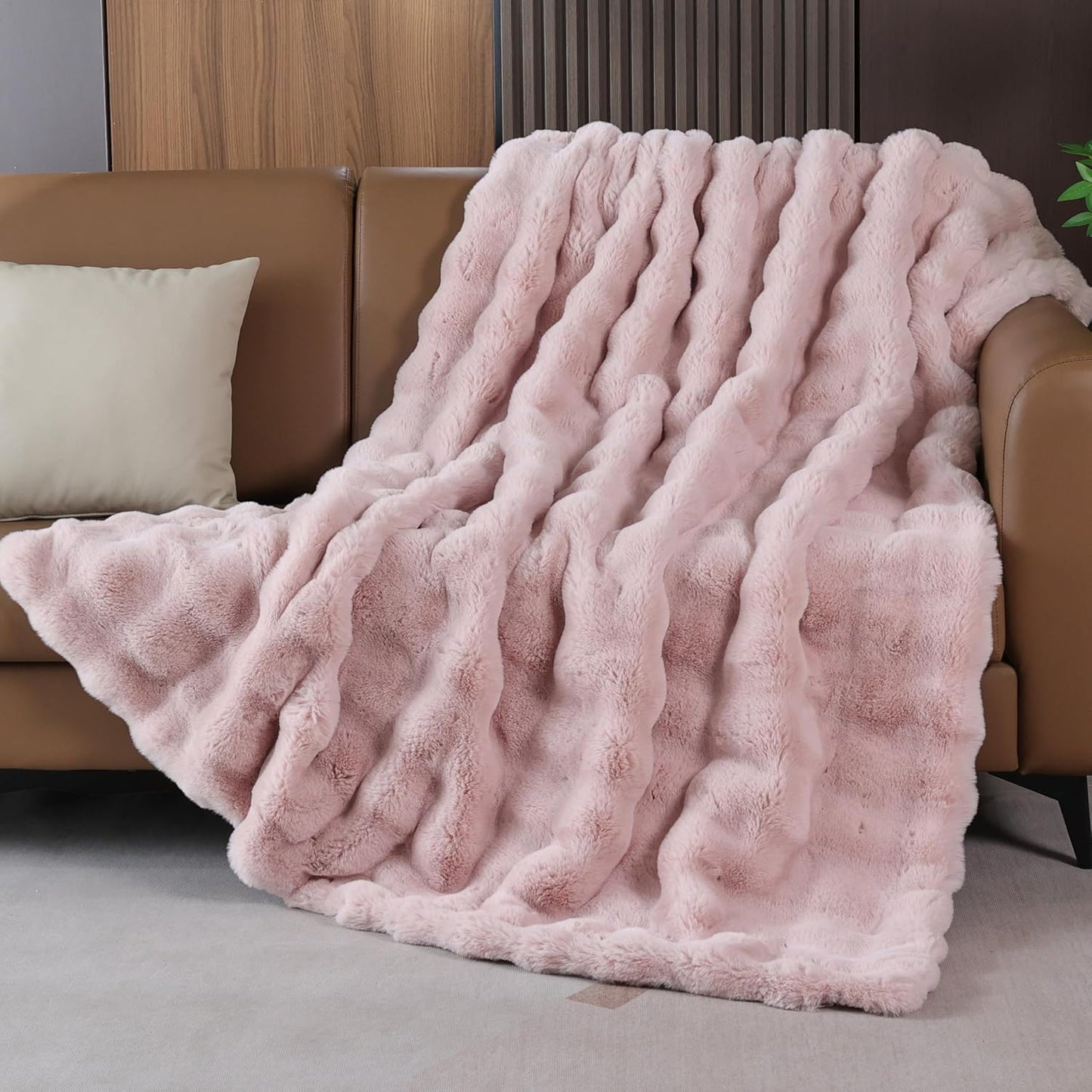 Faux Fluffy Fur Light Cream Beige Throw Blanket for Bedroom Couch Bed 50x60 Bunny Fuzzy Blanket for Adults Sofa Office Soft Thick Blanket Room Decor 860 GSM